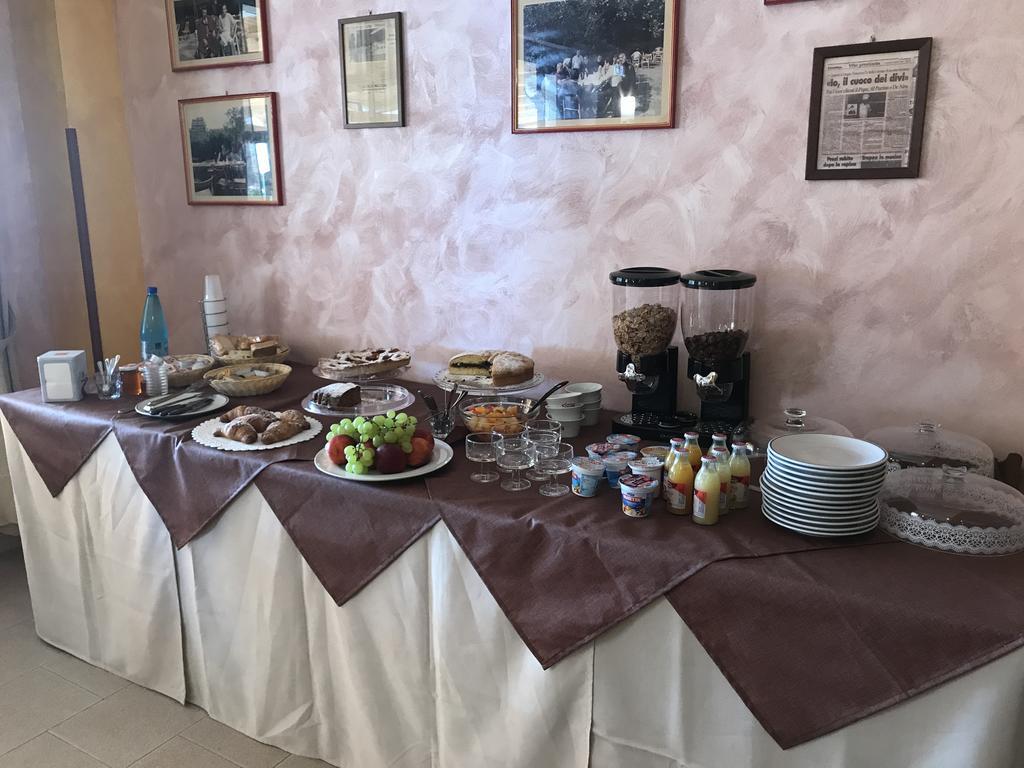 Bed and Breakfast Rosy And Roby Gasponi Zewnętrze zdjęcie