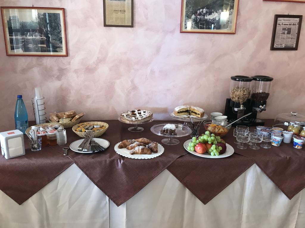 Bed and Breakfast Rosy And Roby Gasponi Zewnętrze zdjęcie